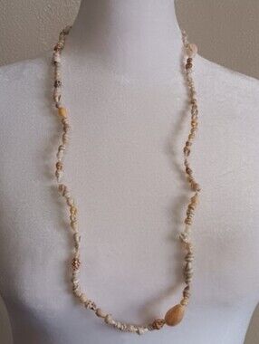 Simple Shell Necklace Vintage Beachy Natural Shells Boho Surfer Summer Beach